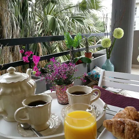 Family * كالياري